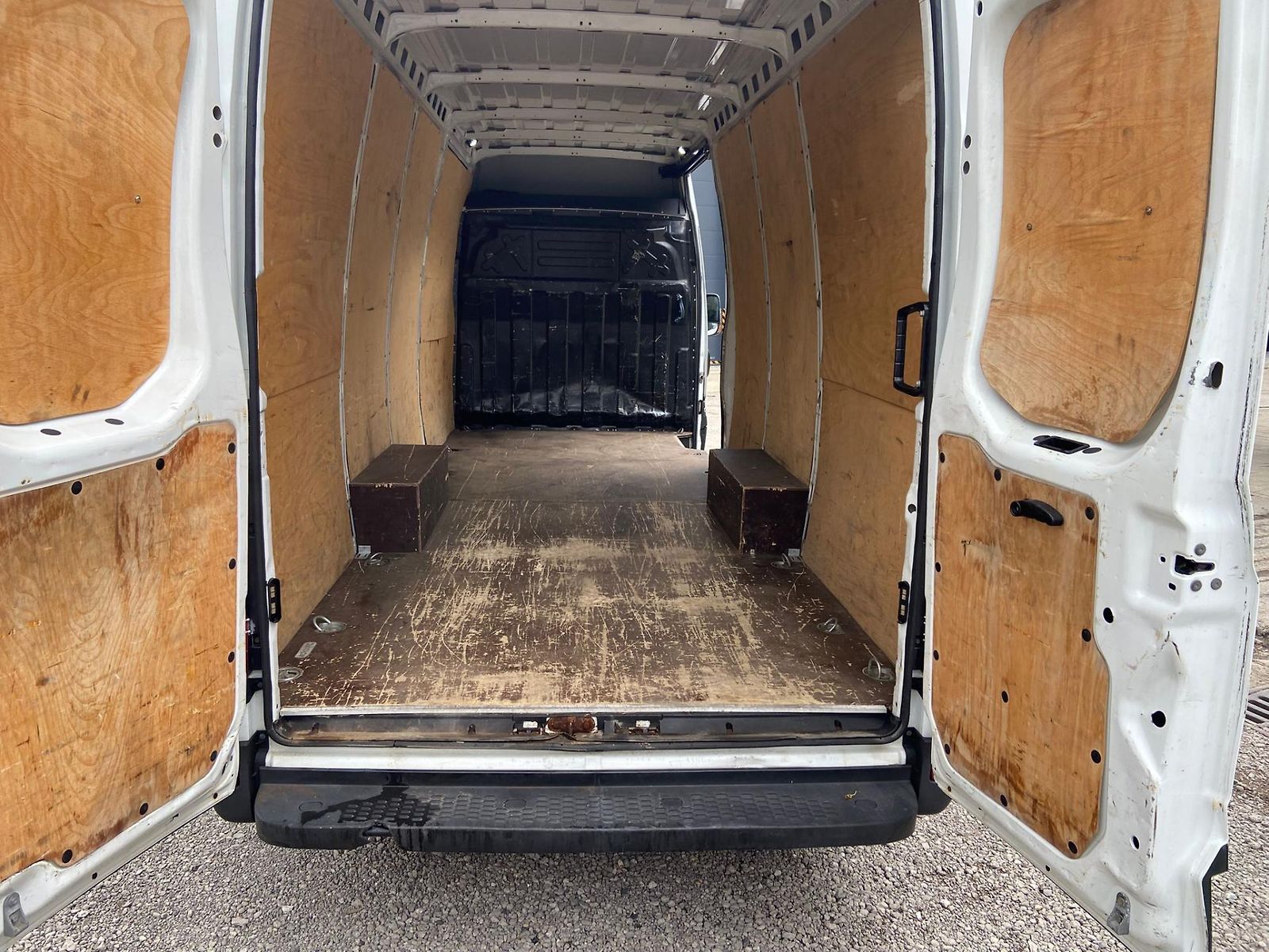 639263562040301144_iveco-daily-35s16-euro-6(27).jpg